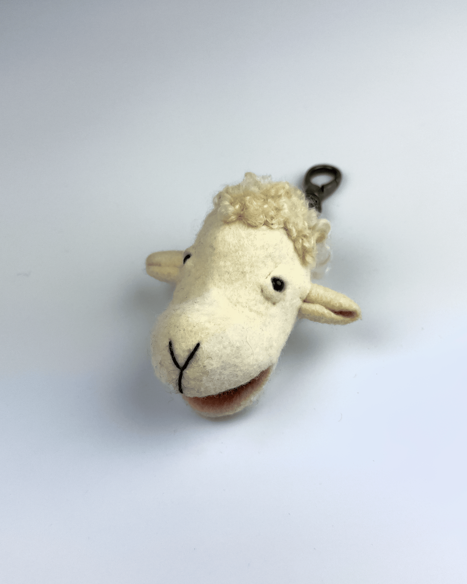 アクセサリー sheepka 𝖬𝖨𝖪𝖨𝖮𝖲𝖠𝖪𝖠𝖡𝖤 𝖷 𝖲𝖧𝖤𝖤𝖯 𝗅𝗂𝗆𝗂𝗍𝖾𝖽 𝖼𝗈𝗅𝗈𝗋